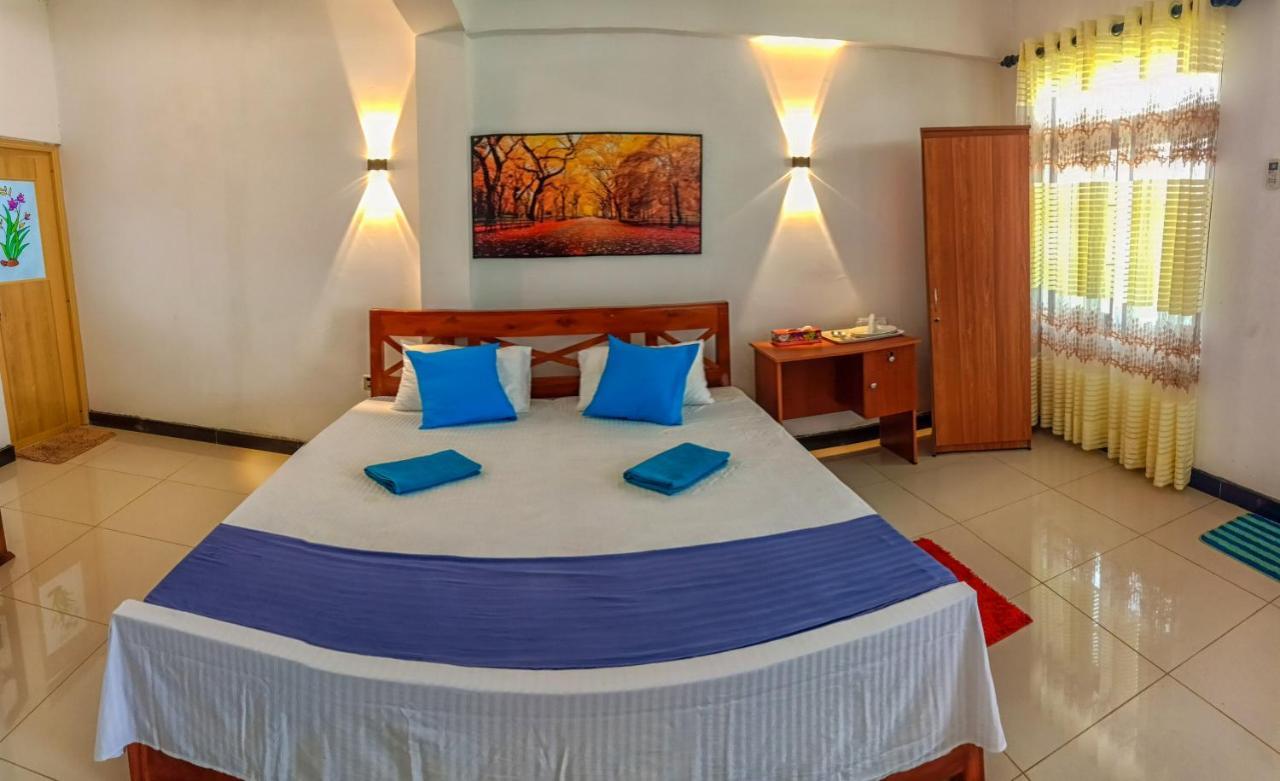 Ayomal Beach Paradise Boossa Экстерьер фото